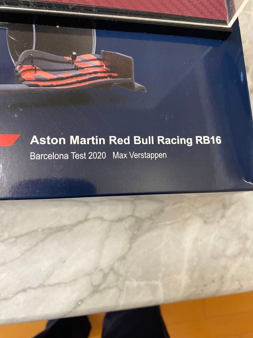 アストンマーチンRed Bullホンダ2020Test カーRB16 1/18