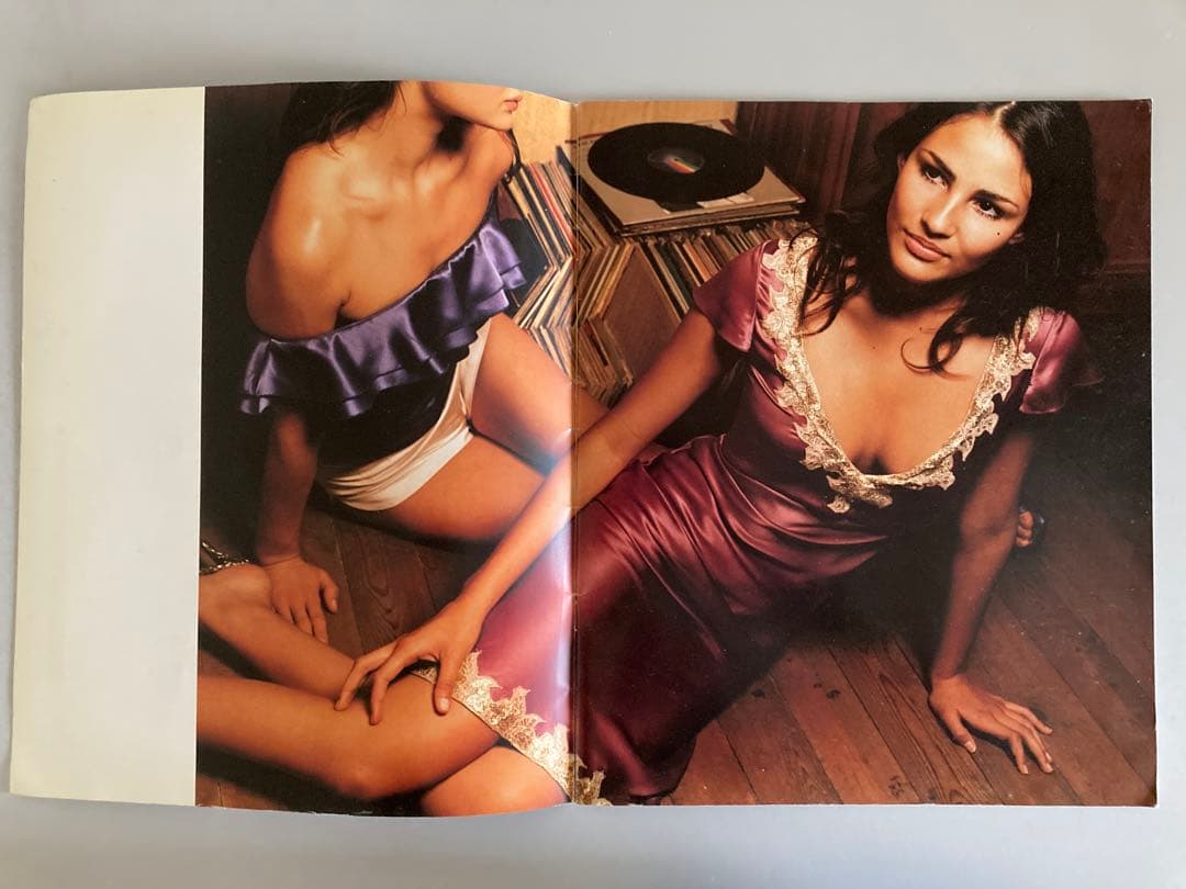 アート・デザイン・音楽 Chloe 1999 Fernanda Tavares Liz Collins