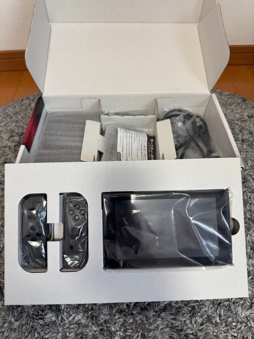 Nintendo Switch 本体 グレー 付属品完備　任天堂