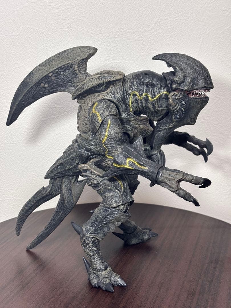 ネカ NECA パシフィック・リム ブレードヘッド ムタヴォア フィギュア