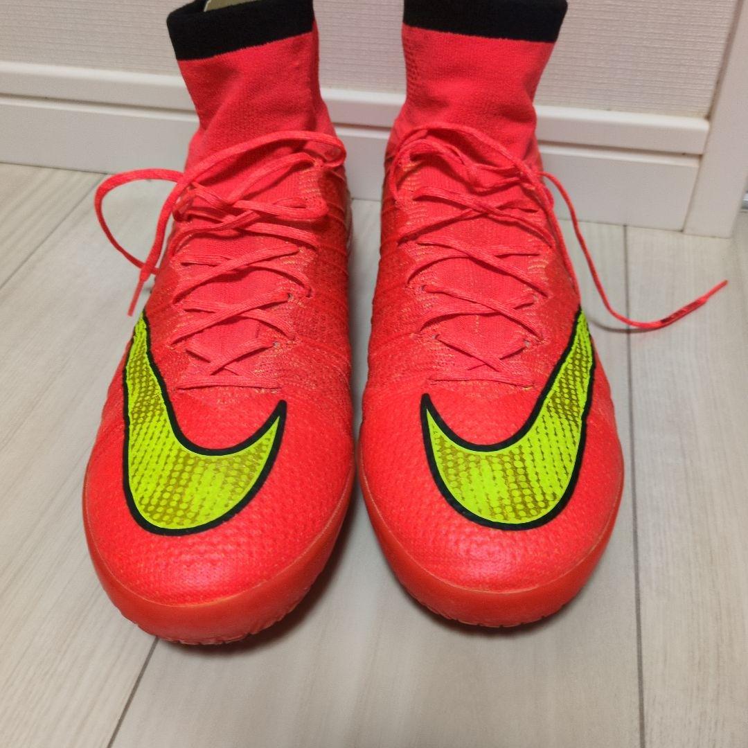 Nike マーキュリアル IC