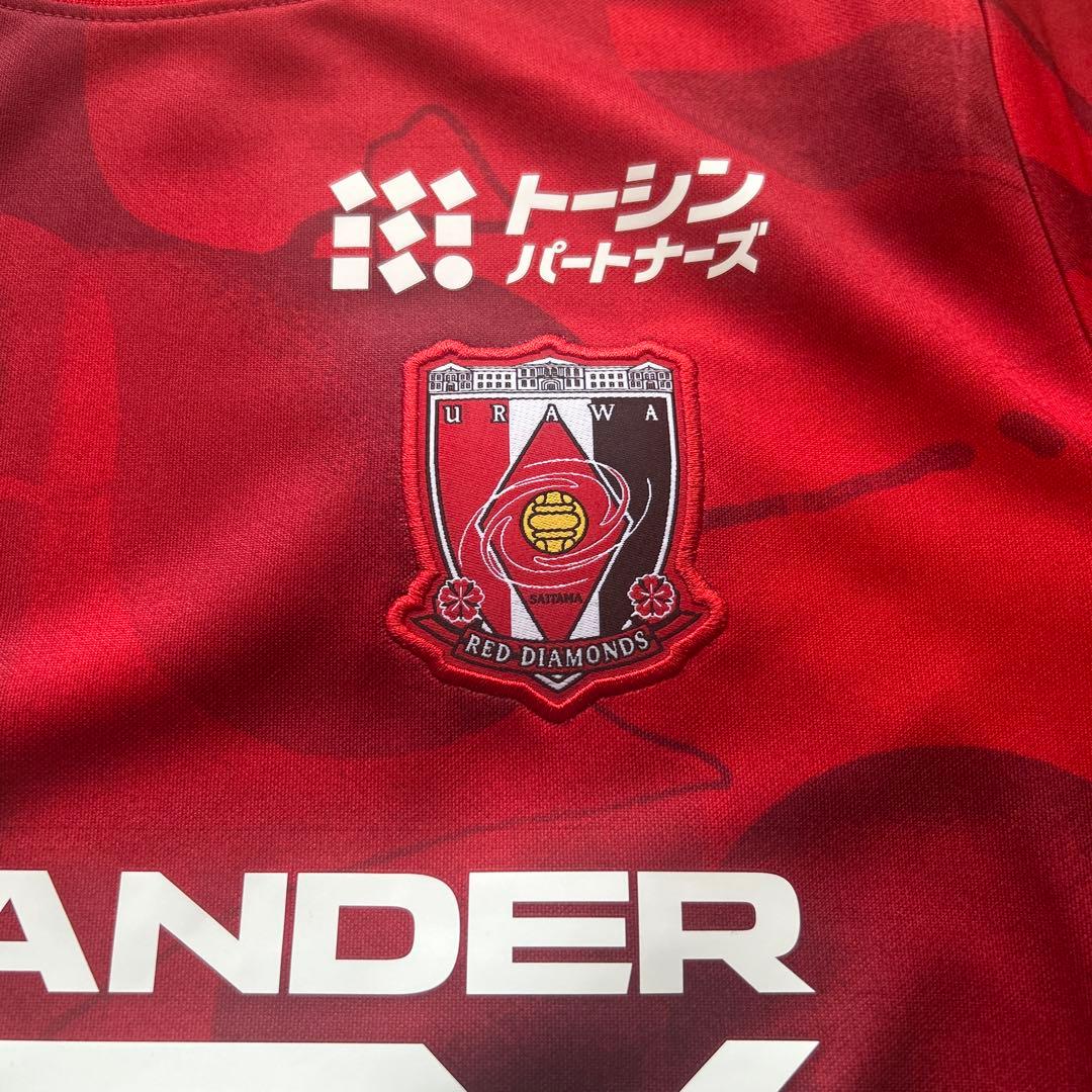 浦和レッズ　ユニフォームSサイズ