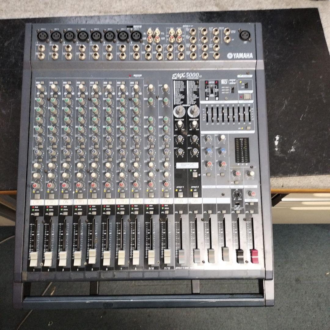 YAMAHA EMX5000-12 パワードミキサー