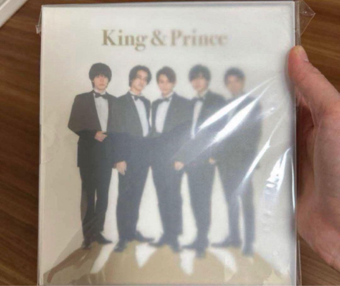 キンプリ歴代シングル・アルバムほぼコンプリート＆他グッズ322点大量まとめ売り