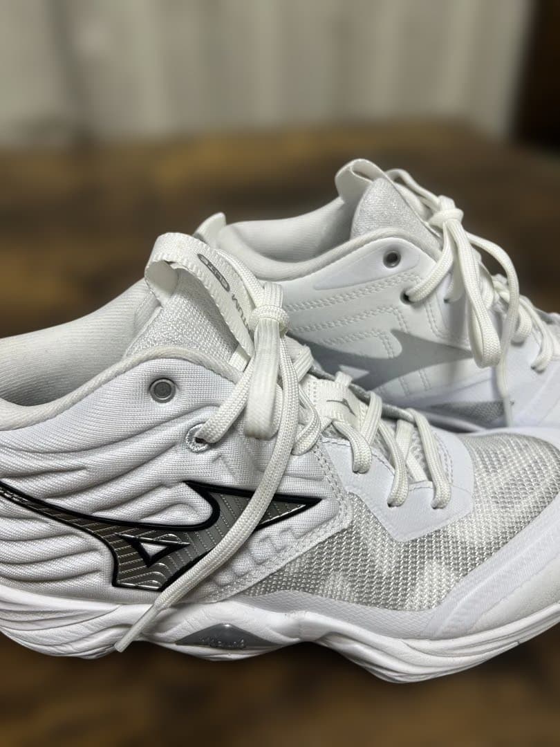 Mizuno バレーボールシューズ ホワイト　23.0
