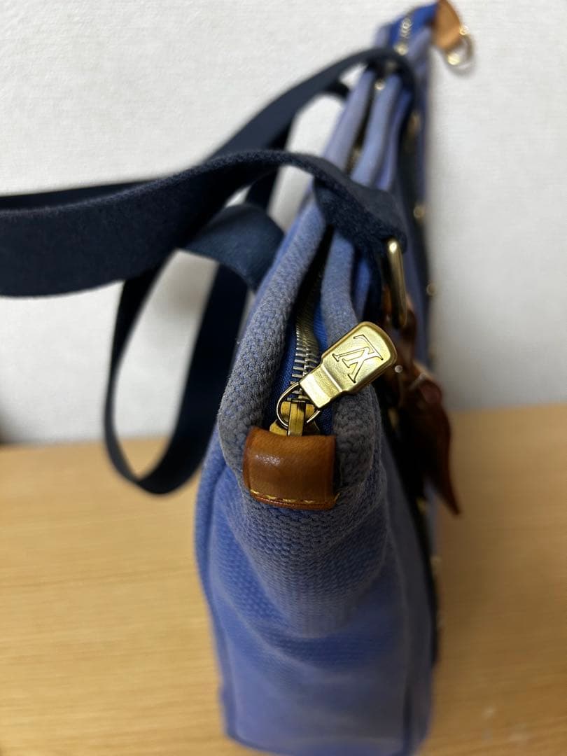 ルイヴィトン　トートバッグ　アンティグア