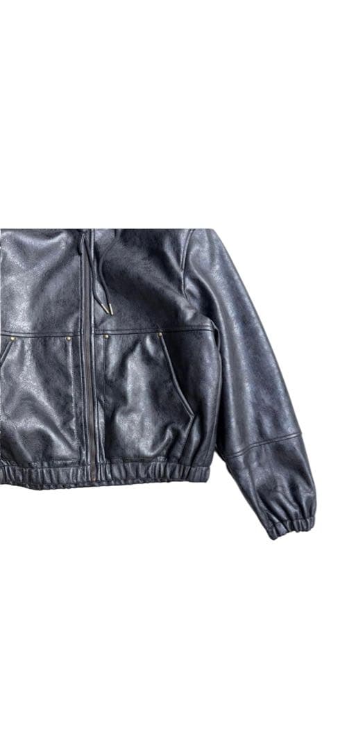 な*ゃ様 ZARA レザーパーカー