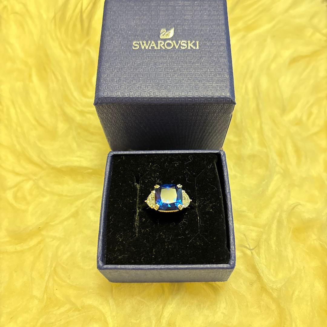 Swarovski クリスタルリング 青