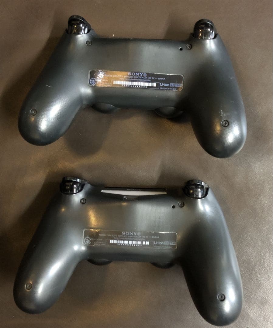 PS4 純正ソニー　コントローラーCUH-ZCT1J 2個　動作確認済み
