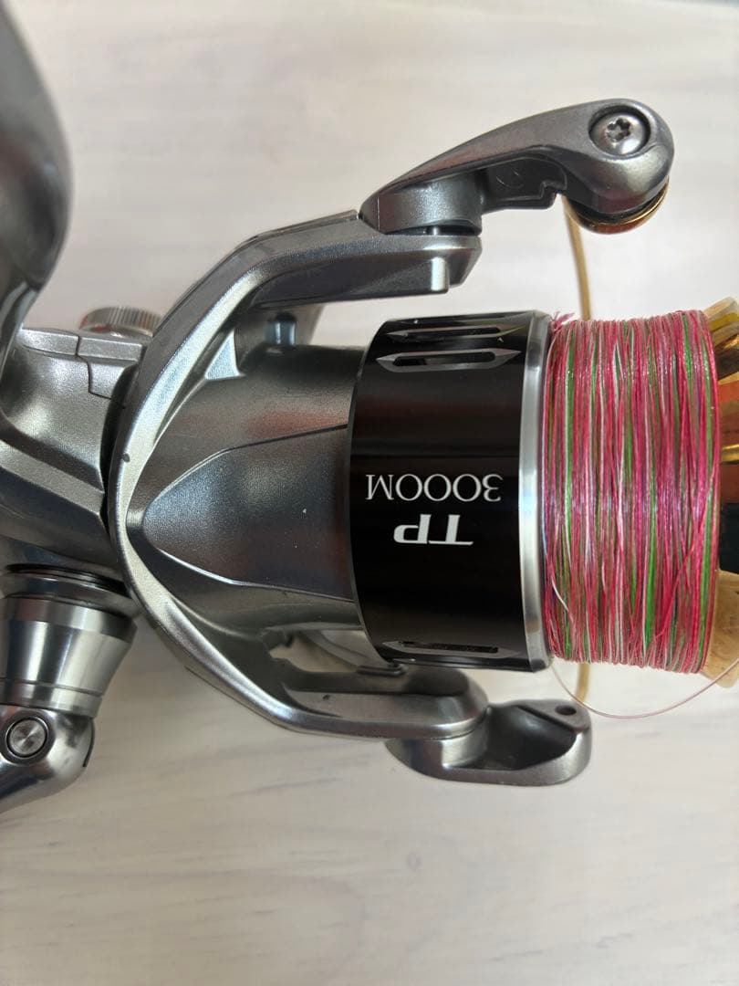 ツインパワー3000HGMスピニングリール