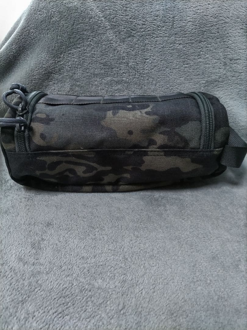 美品　ブリーフィングゴルフ　カートボーチ　カモフラ柄