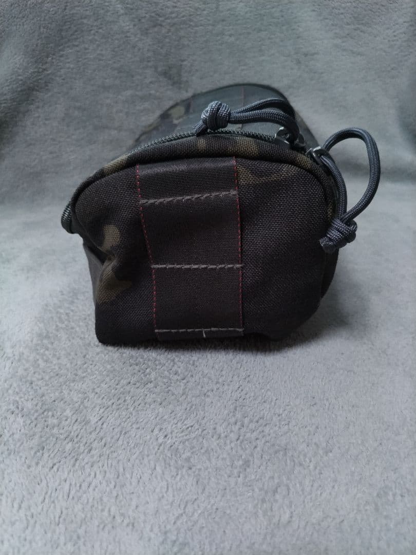 美品　ブリーフィングゴルフ　カートボーチ　カモフラ柄