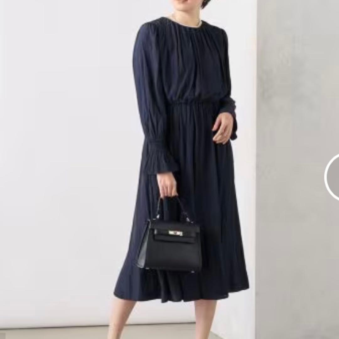美品　ノーリーズ　ウォッシャブル割繊2WAYギャザーワンピース　紺　913