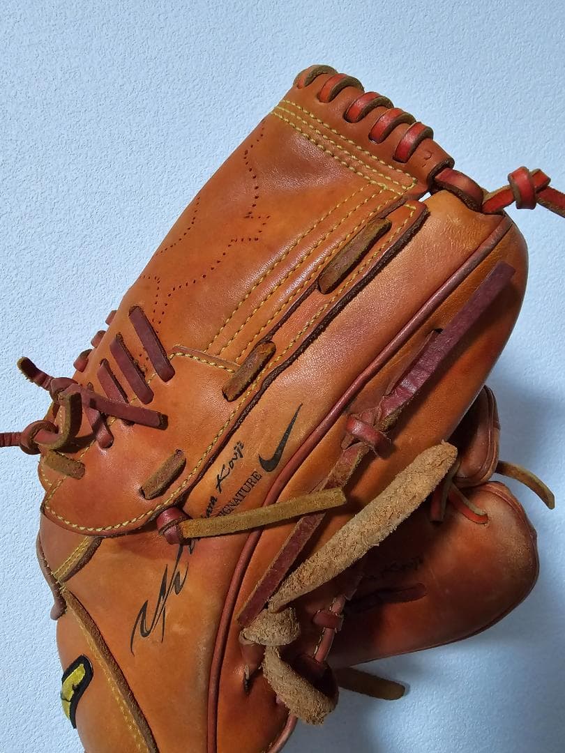 NIKE　野球グローブ(上原浩治モデル)