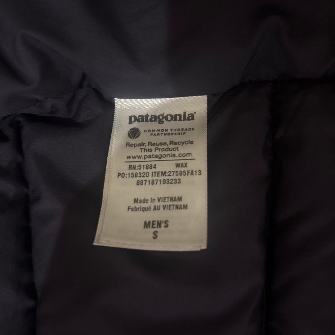 patagonia ダウンベスト 赤・紺