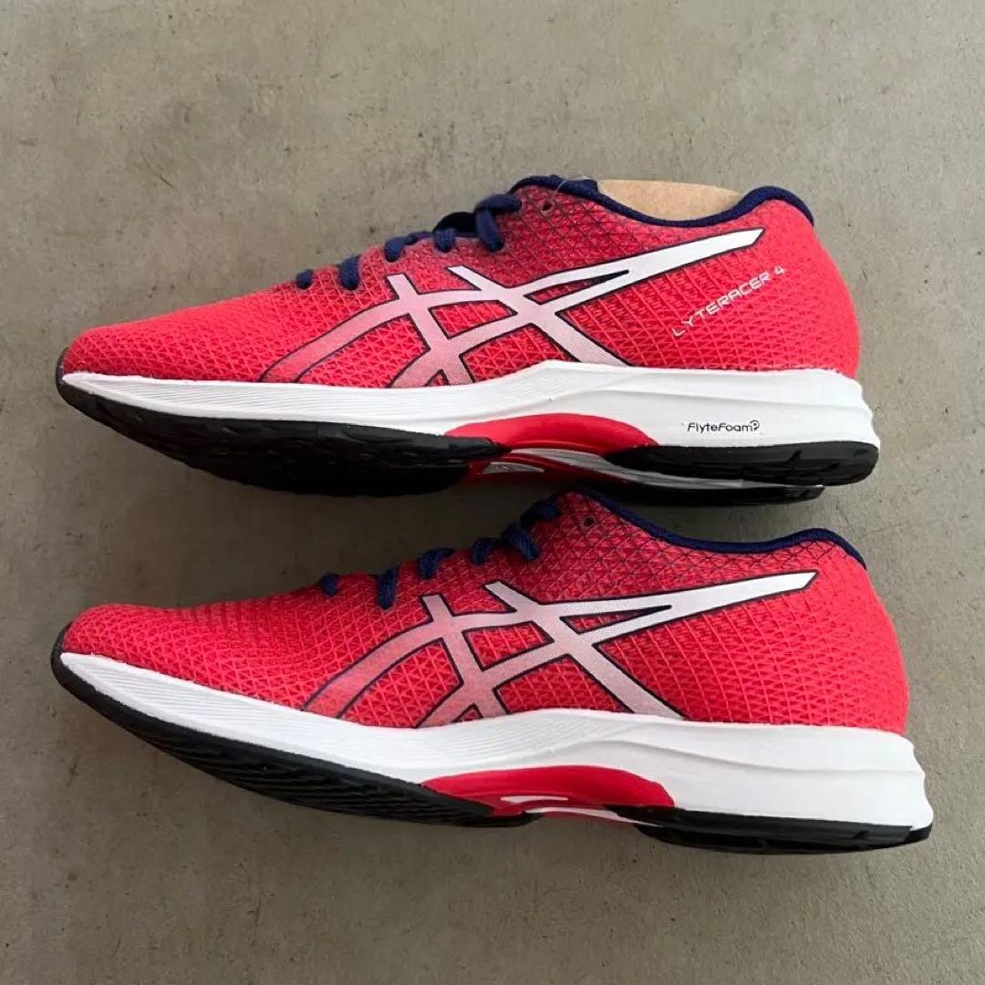 新品未使用　asics アシックス　23.0　ライトレーサー4
