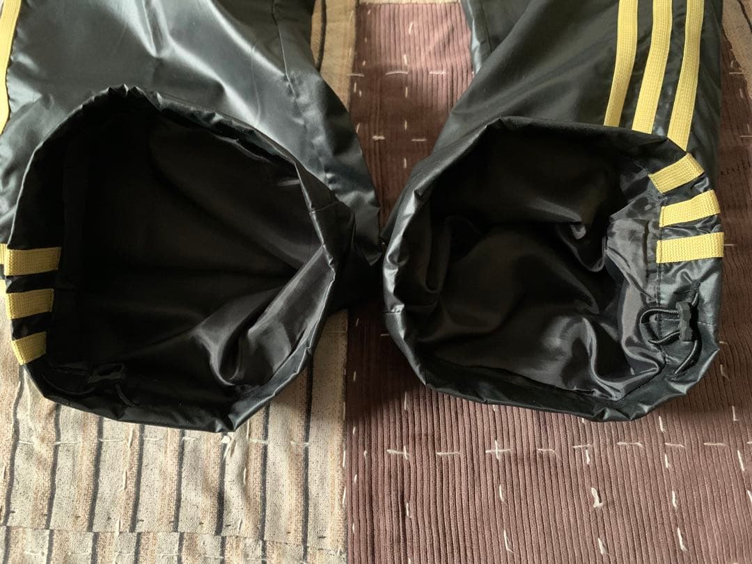 2010年製 adidas CLIMAPROOF セットアップ ジャージ 黒金
