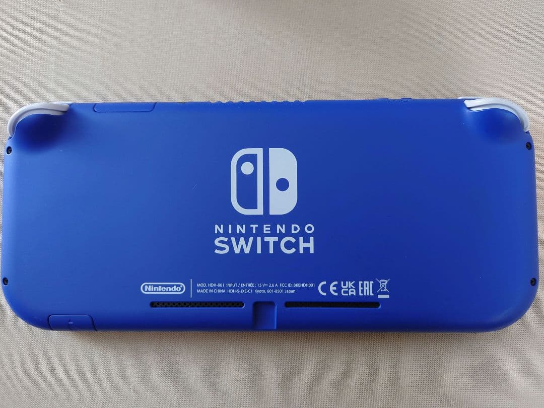 Nintendo Switch Lite 画面ひびあり