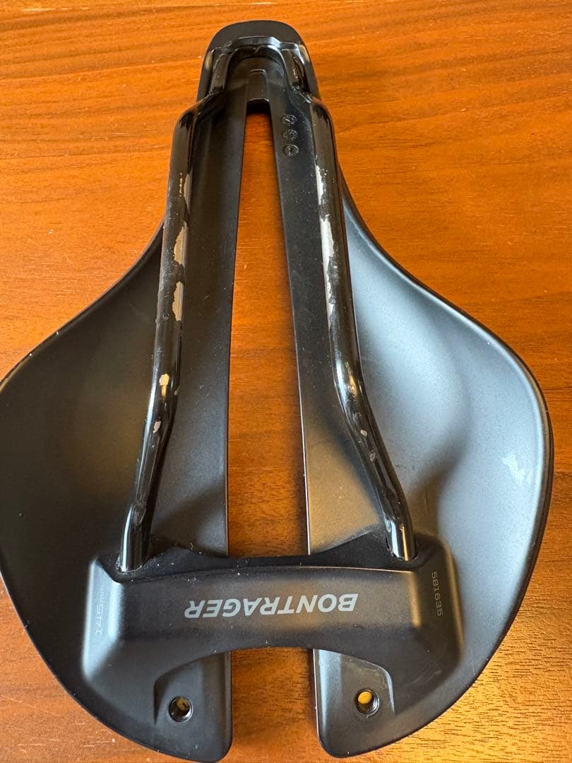 ボントレガー Aeolus Elite 145mm サドル