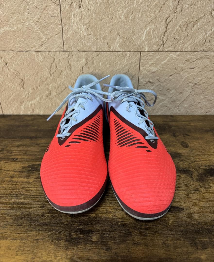 サッカースパイク　28㎝、トレシュー　27.5㎝