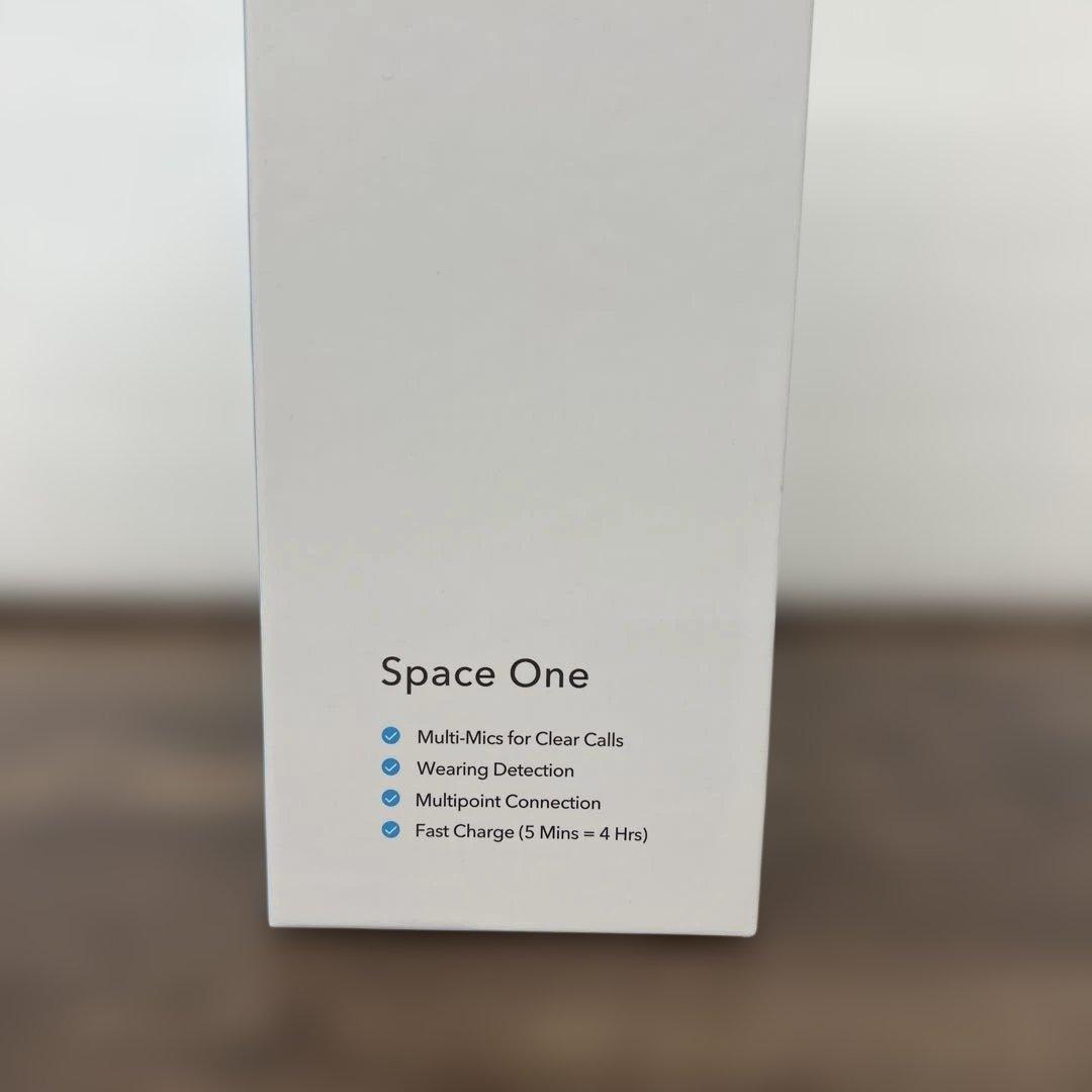 261421Anker soundcore spaceone ホワイト