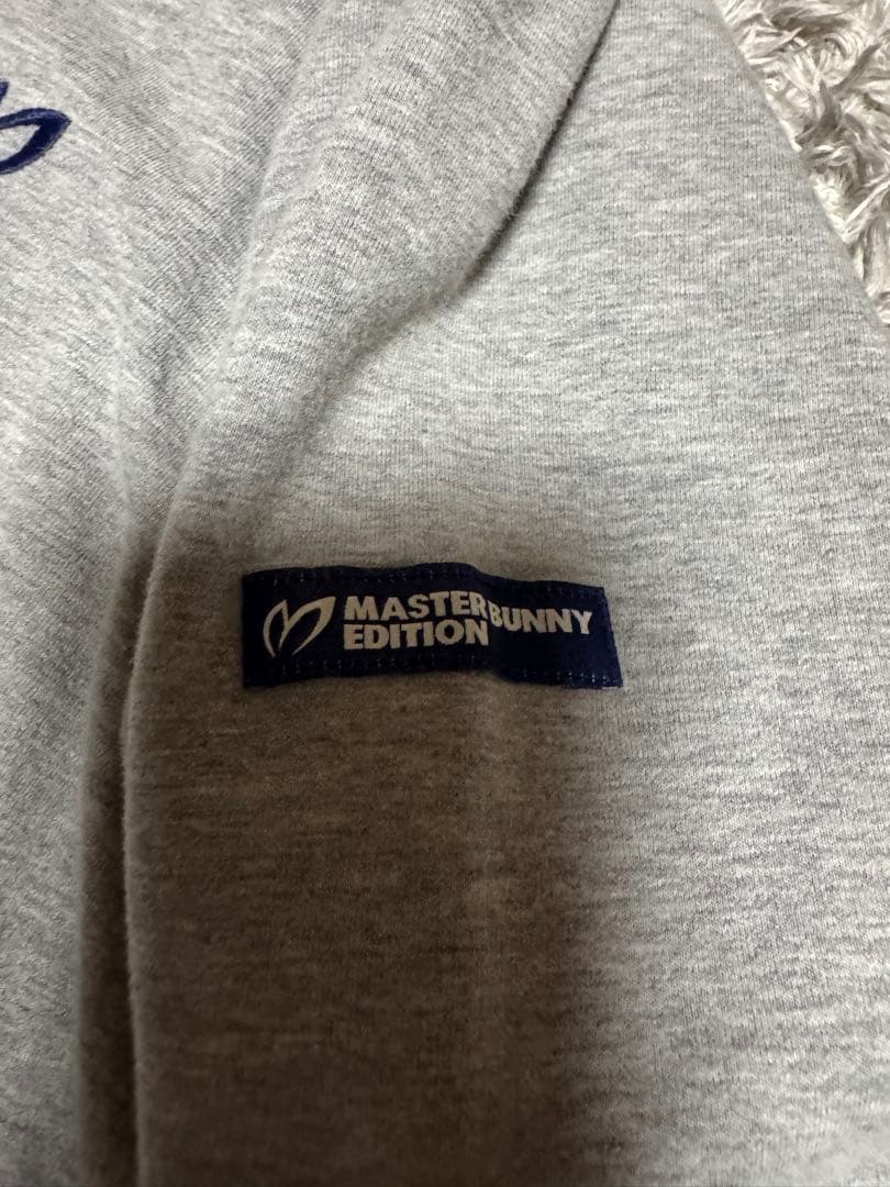 MASTER BUNNY EDITION パーカー