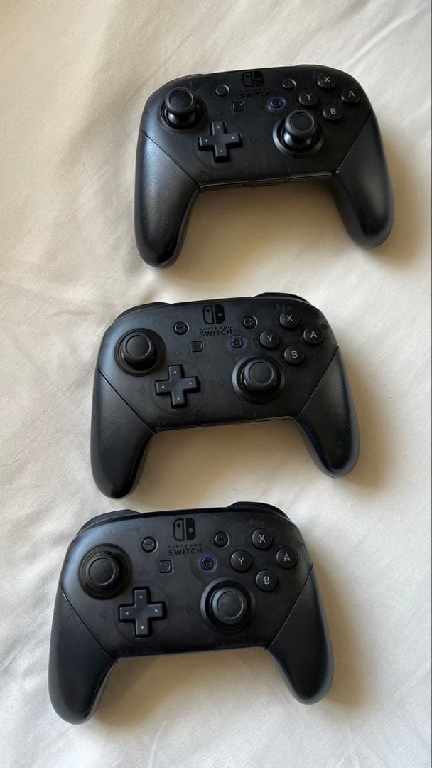 Nintendo Switch 本体【訳あり】+ ジョイコン3個 + おまけ付き