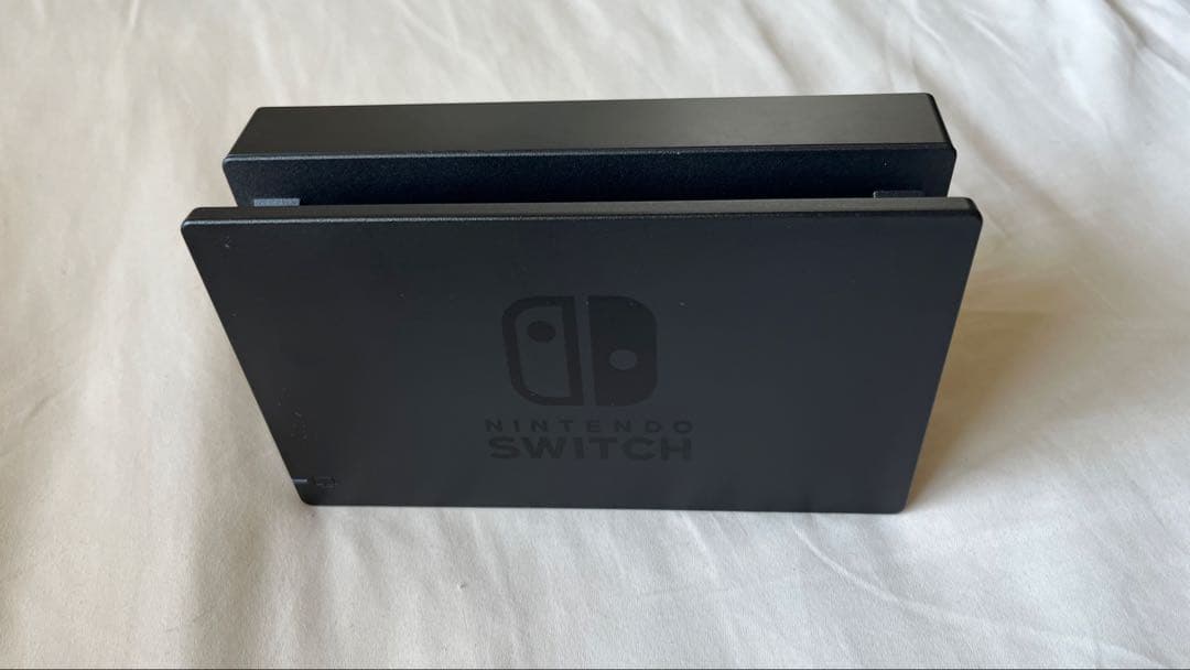 Nintendo Switch 本体【訳あり】+ ジョイコン3個 + おまけ付き