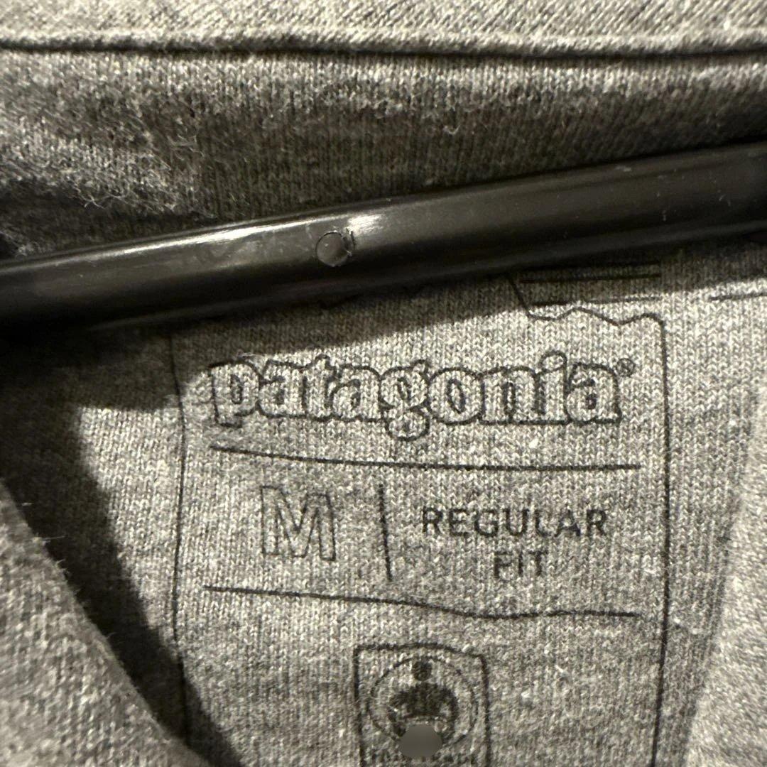 Patagonia グレー フード付きパーカー