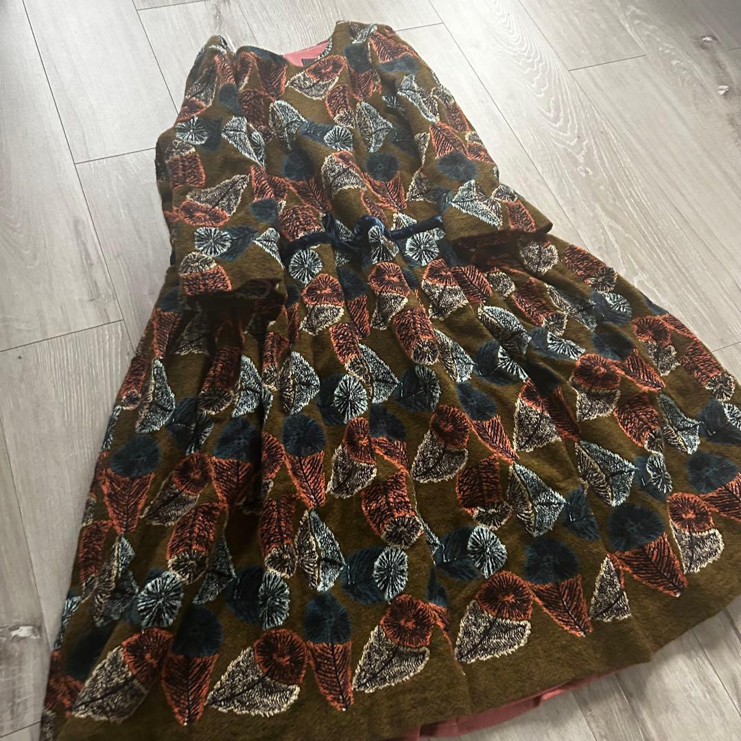 【美品】mina perhonen 総刺繍ワンピース hana no mi