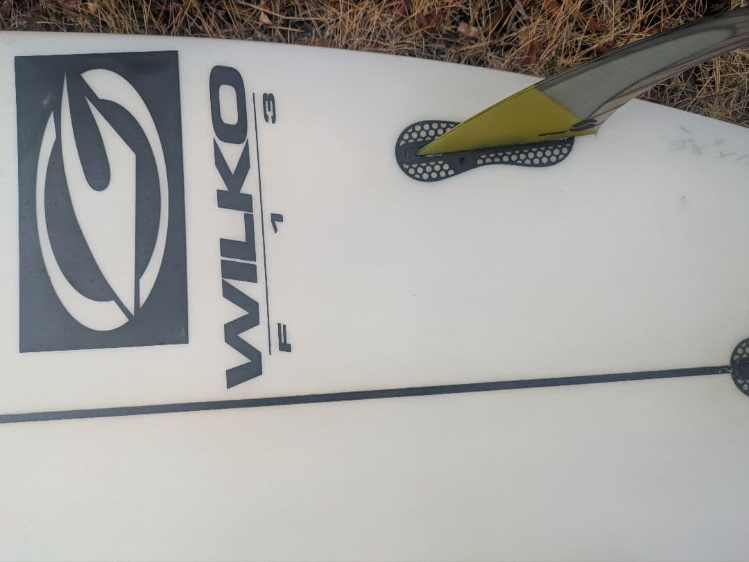 DHD WILKO F13 5'8\" 25L (ストックディメ)