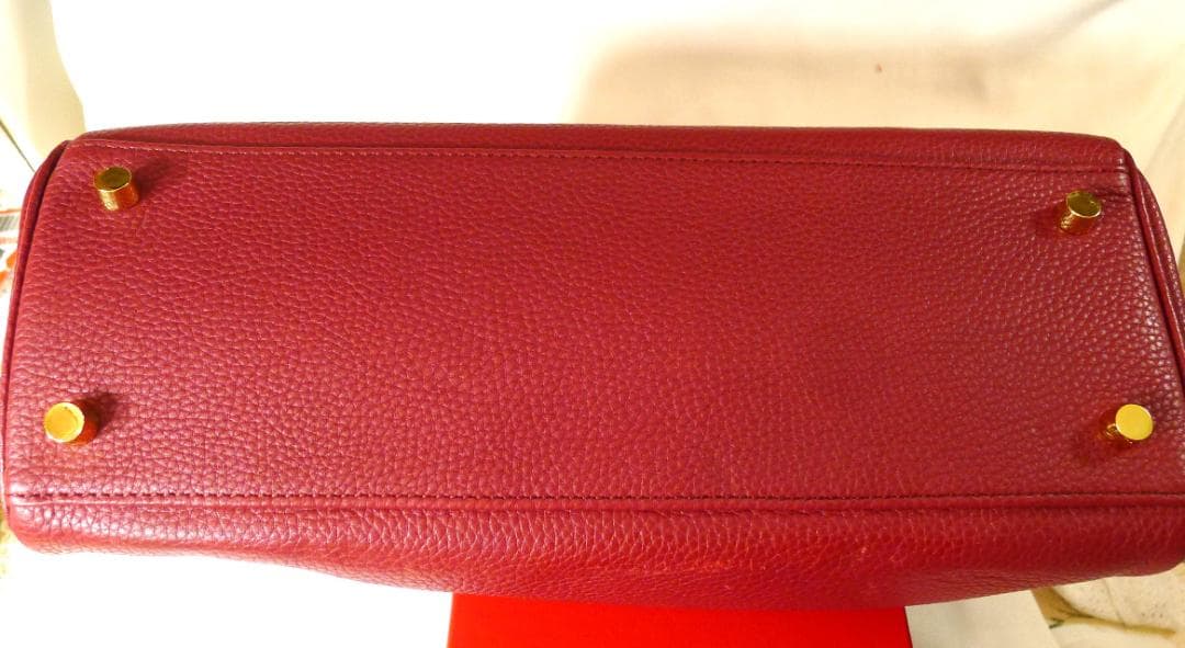 ◇【大人気モデル】レッドカラーレザーBAG32㎝ショルダー付き美品◇