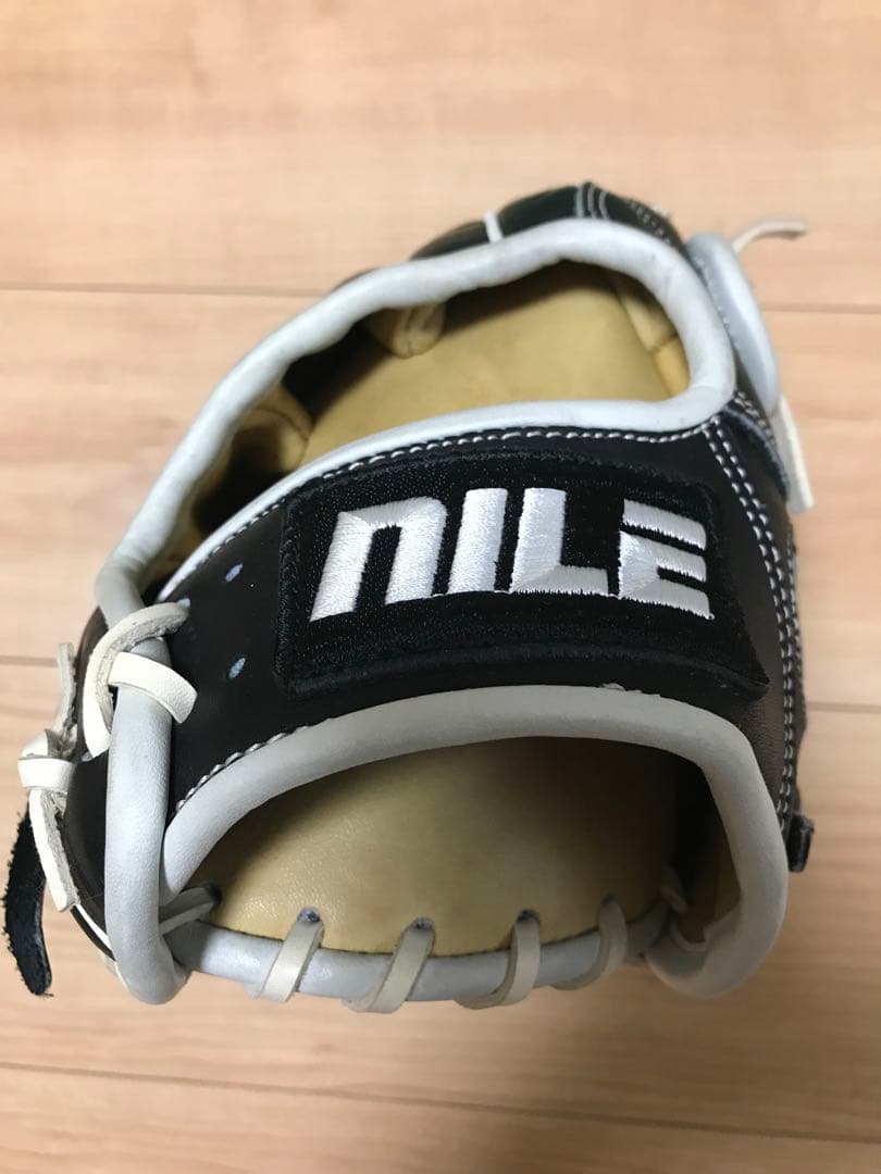 【美品】ナイル　NILE グローブ　軟式　野球　 外野手用
