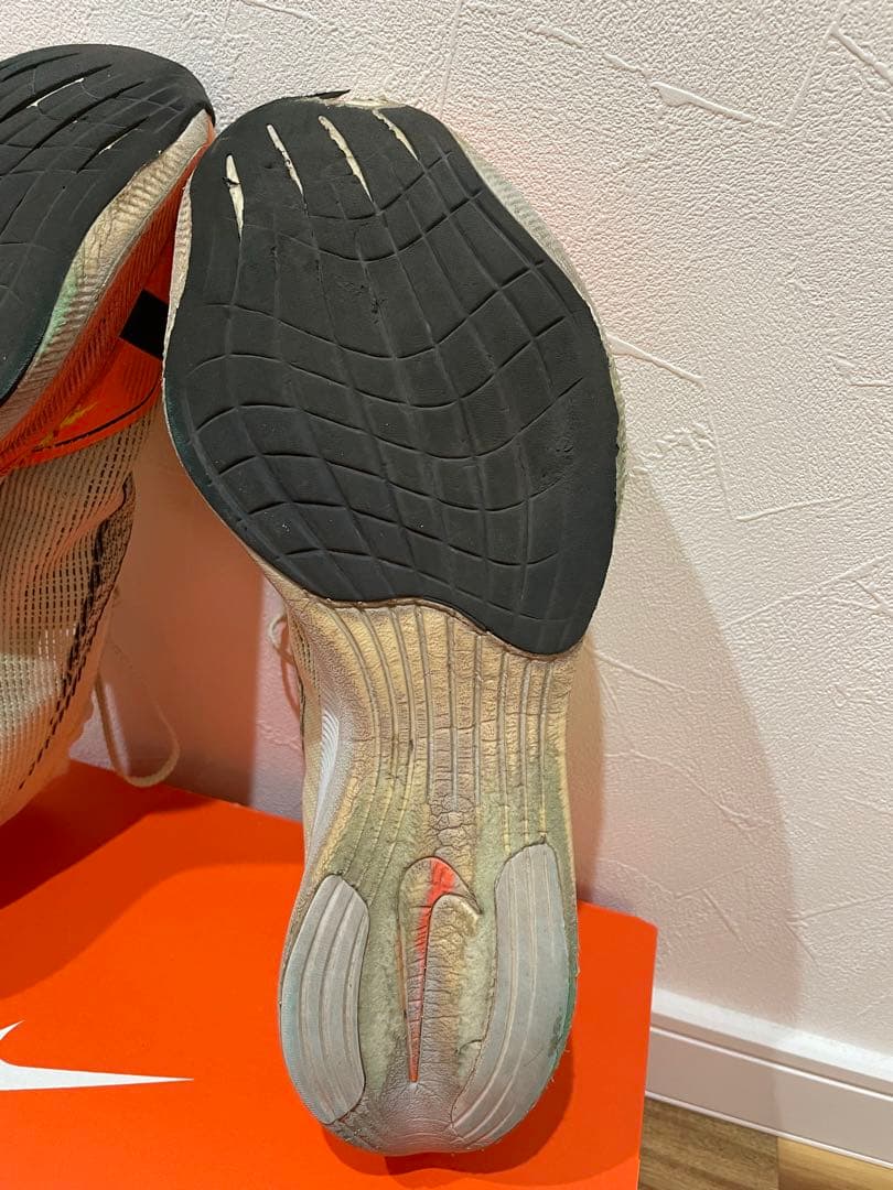 NIKEナイキ ヴェイパーフライ ネクスト％ 2 27.0cm ベアリーボルト