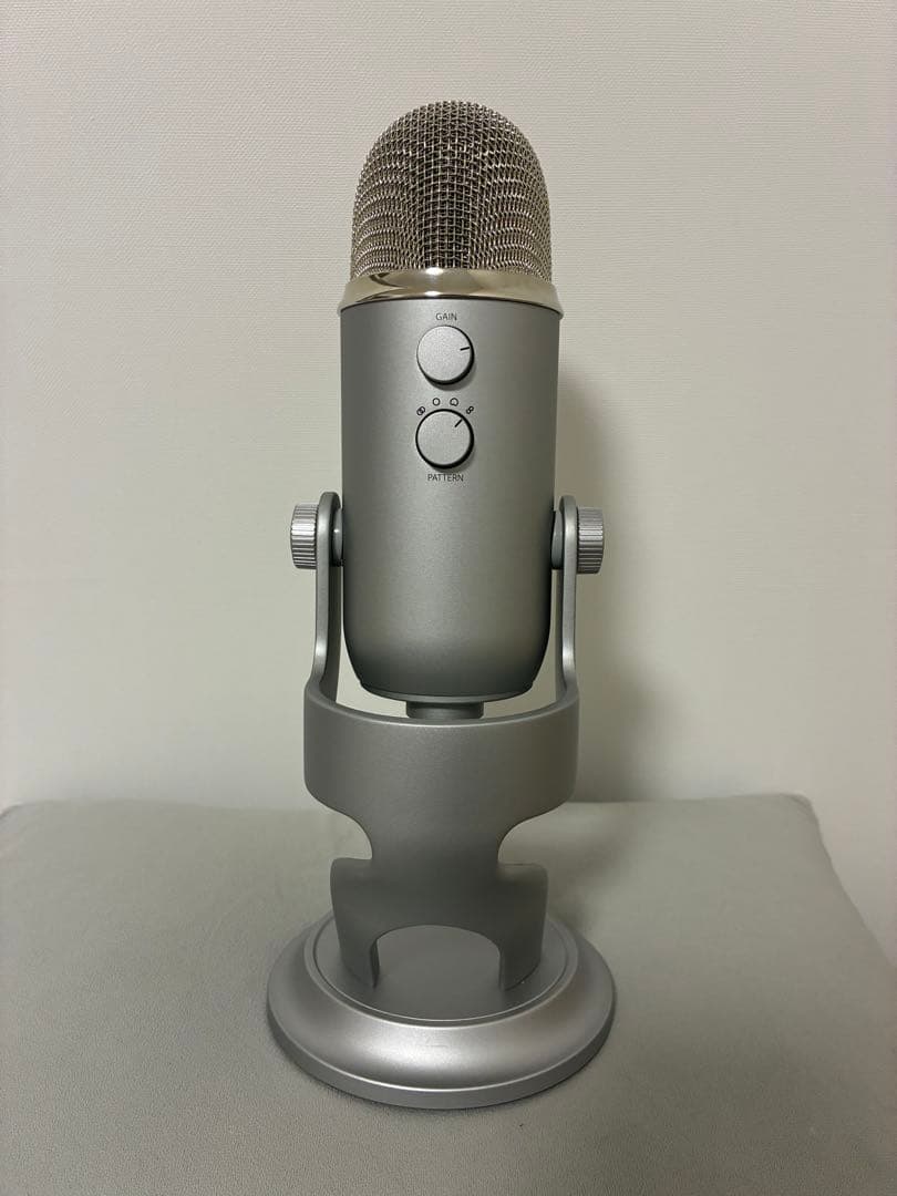 極美品　Logicool G Blue Yeti ゲーミングマイク BM400S