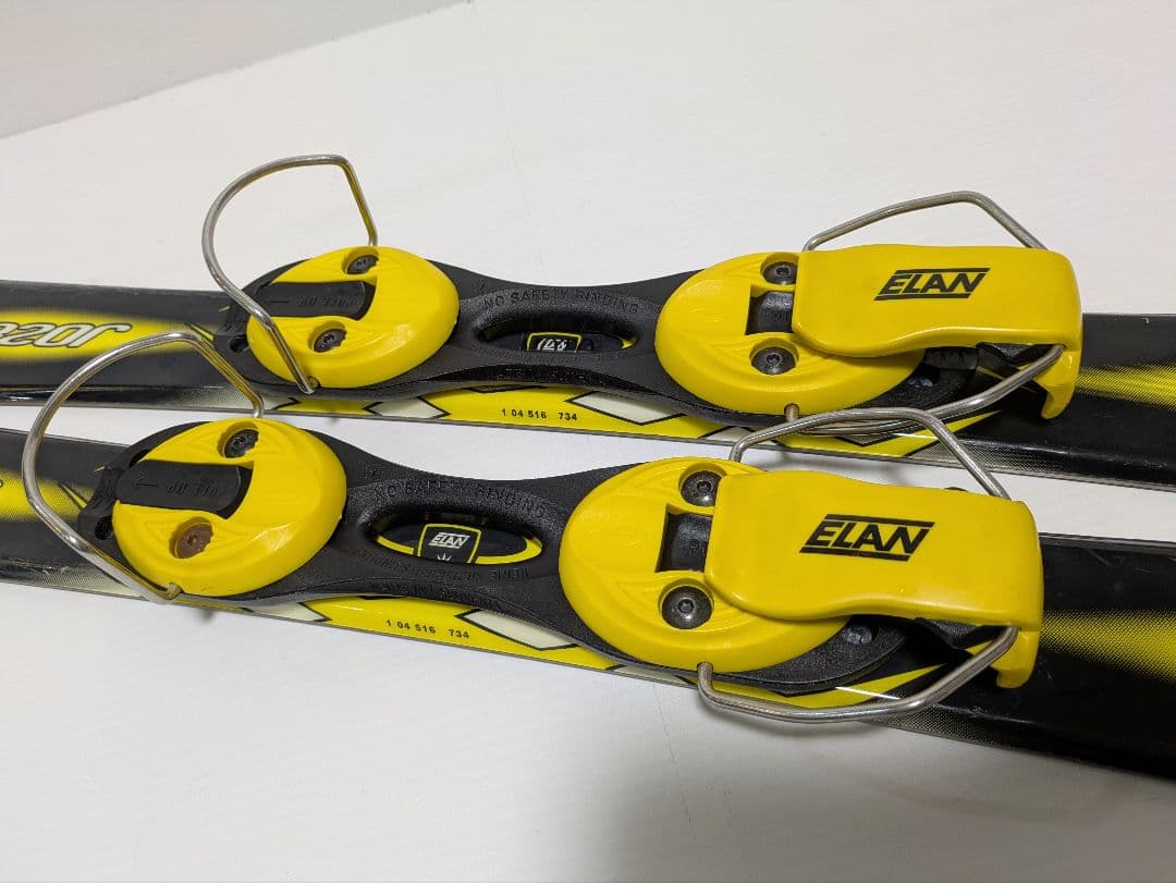 elan　ショートスキー　✕　SALOMON　ブーツ　24.5cm 板ケース付き