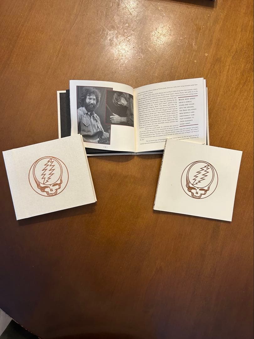 洋楽 USED GRATEFUL DEAD CD BOX SO MANY ROAD