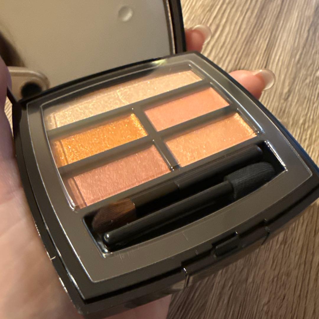 CHANEL LES BEIGES アイシャドウパレット ゴールデン