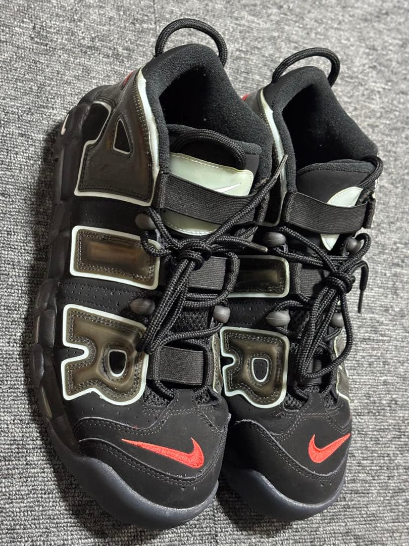 NIKE AIR MORE UPTEMPO 96'・ブラック