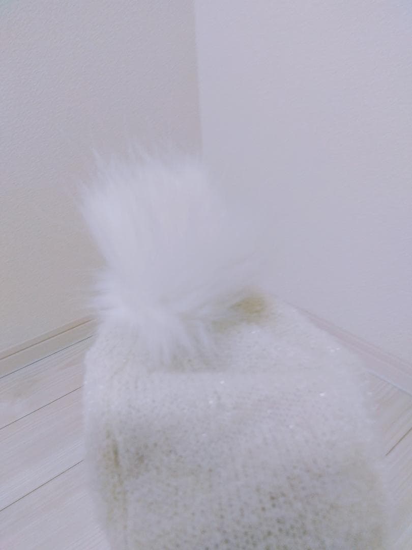 Pearly Gates ポンポン付きニット帽 ホワイト