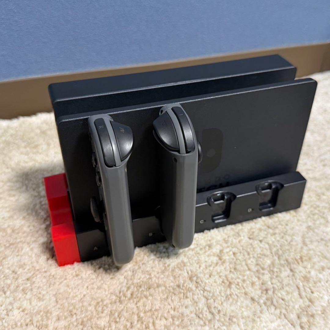 Nintendo Switch 本体　ジョイコン充電スタンド付き
