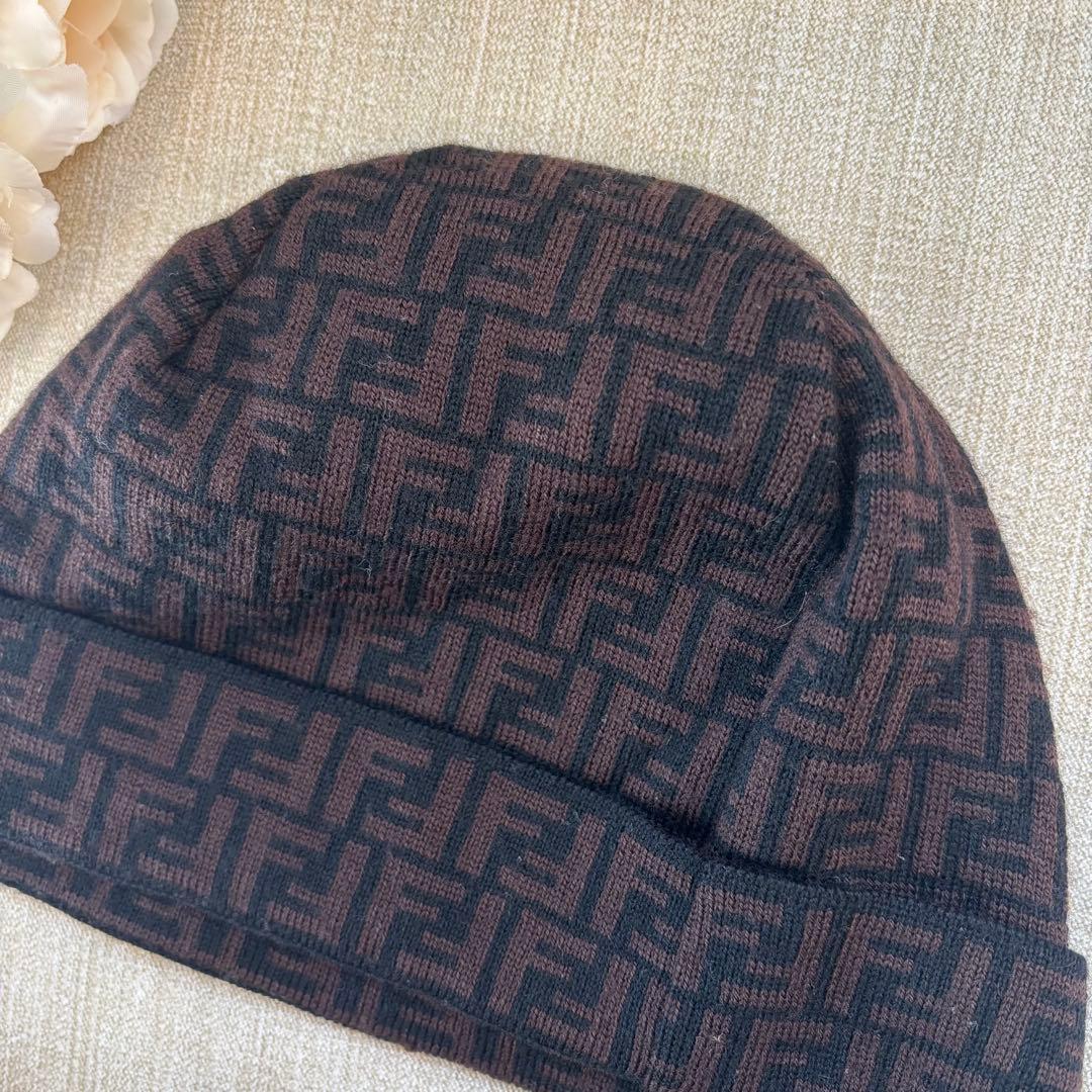 FENDI フェンディ ズッカ柄 ニット帽 ブラウン FFロゴ 総柄　ズッキーノ