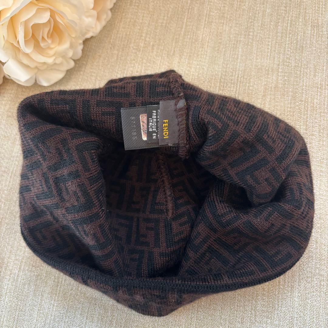FENDI フェンディ ズッカ柄 ニット帽 ブラウン FFロゴ 総柄　ズッキーノ