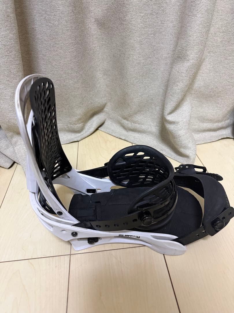 Burton Genesis Re:Flex Mサイズ バートン　ジェネシス