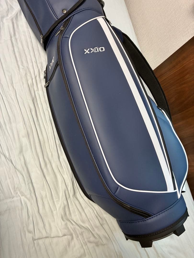 ゼクシオ(XXIO)キャディバッグ収納型CBGGC-X1582024年モデル美品