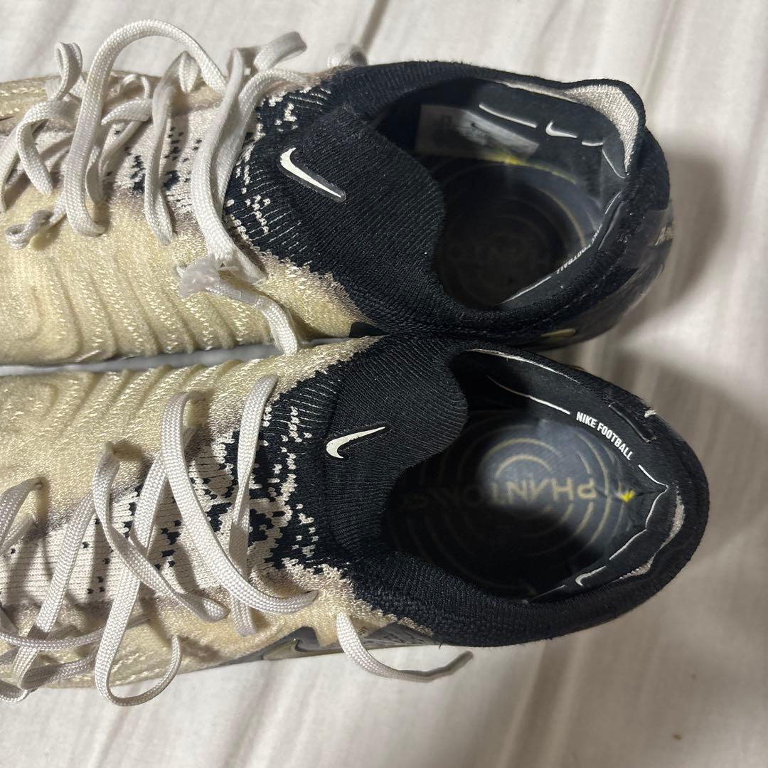 Nike Phantom サッカーシューズ ホワイト/ブラック