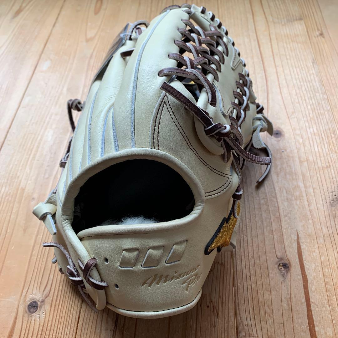 本日限定特価　ミズノプロ　軟式　ブロンド　外野手用　新品未使用