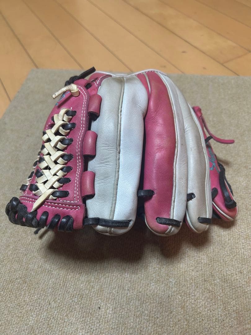 ち*め様 Slugger スラッガーグローブ　オーダーグラブ　廃盤ラベル