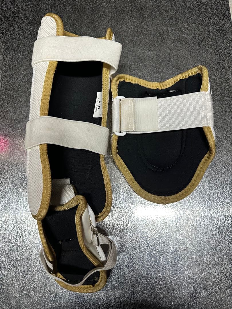 ZETT フットガード　エルボーガード
