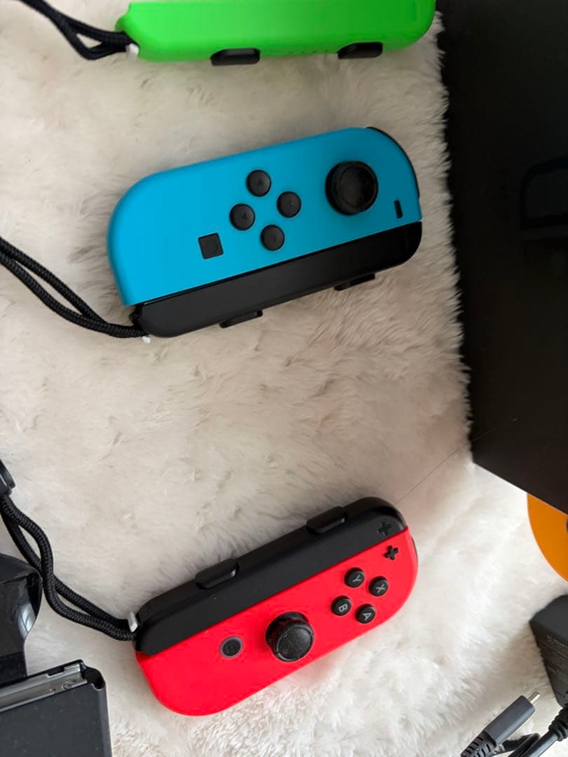 Nintendo Switch 本体 青・赤・紫・黄